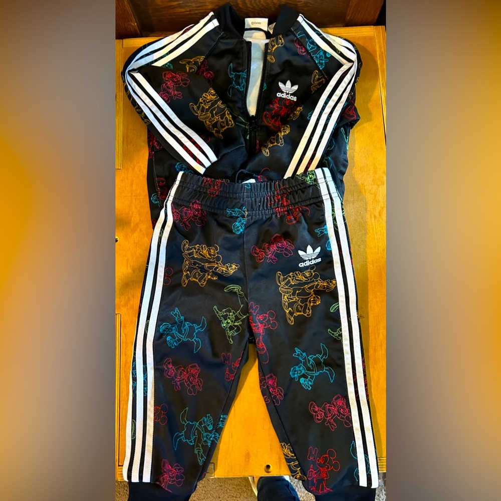 Adidas tracksuit. Disney and friends edition🎬